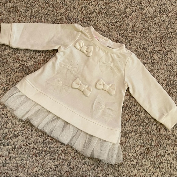 Nanette Baby Fleece top with bows, tulle, and sparkles. Size 0-3 mo. Exc cond! - Picture 1 of 9